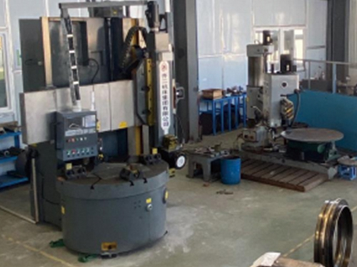 1.6M-Vertical-Lathe-Machine